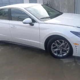 Hyundai Sonata 2022