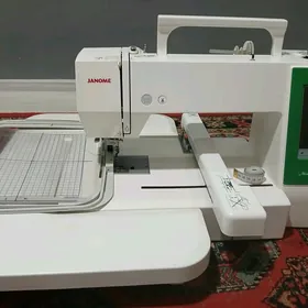 JANOME