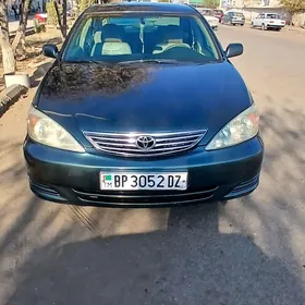 Toyota Camry 2003