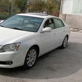 Toyota Avalon 2005