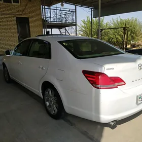 Toyota Avalon 2005