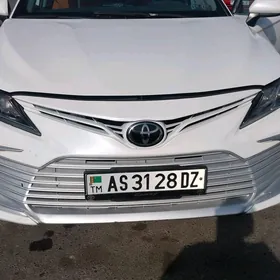 Toyota Camry 2024