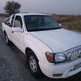 Toyota Tacoma 2003