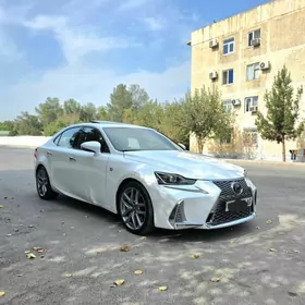 Lexus IS 350 2020