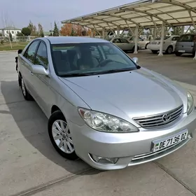 Toyota Camry 2005