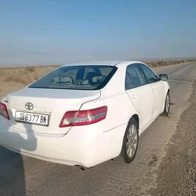 Toyota Camry 2010