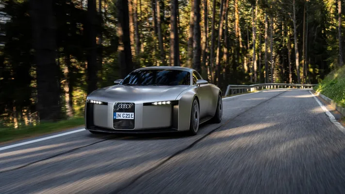 Audi впервые вывела на обычные дороги Concept C