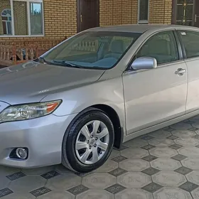 Toyota Camry 2010
