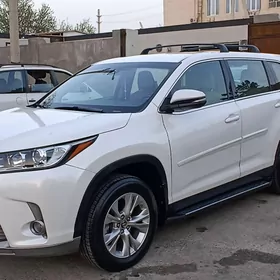 Toyota Highlander 2019
