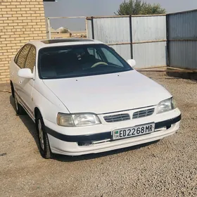 Toyota Carina 1992
