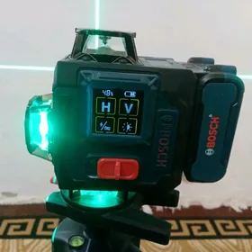 Uraven lazer