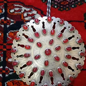 kümüş gülýaka, tumar, börük