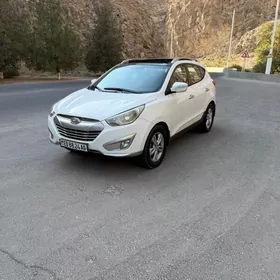 Hyundai Tucson 2011