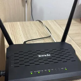 tenda WiFi router
