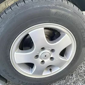 diska pokriskamercedes diska