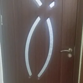 дверь