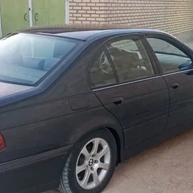 BMW 528 2000
