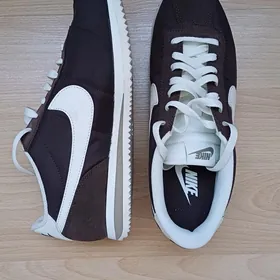 Кроссовки муж Nike Cortez