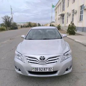 Toyota Camry 2011