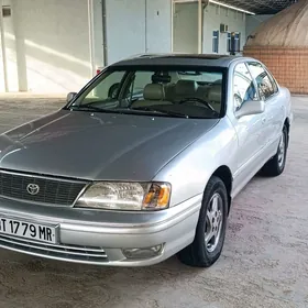 Toyota Avalon 1999