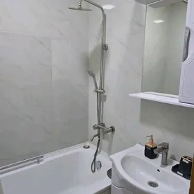 Mir 4 3 kom kwadrat prihoška