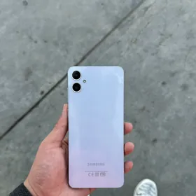 A05 4/64GB