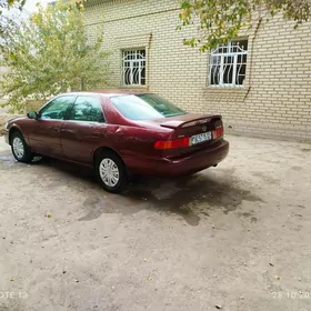 Toyota Camry 2000