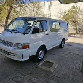 Toyota Hiace 2001
