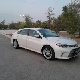 Toyota Avalon 2015