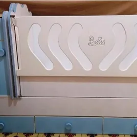 Детская кроватка-трансформер