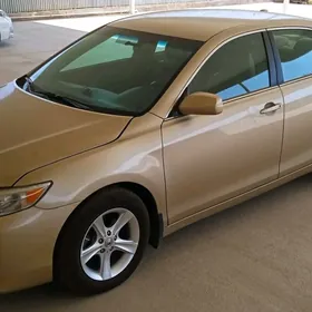 Toyota Camry 2011