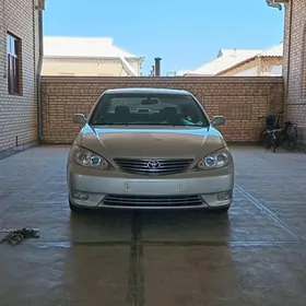 Toyota Camry 2004