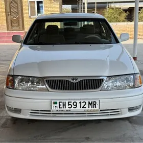 Toyota Avalon 1999