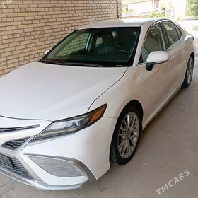Toyota Camry 2022