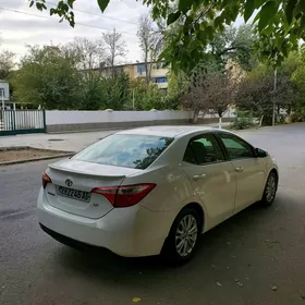 Toyota Corolla 2015