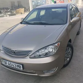 Toyota Camry 2004