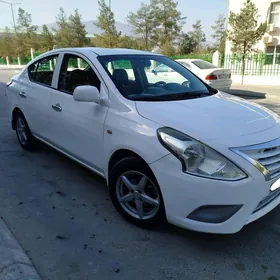 Nissan Sunny 2014