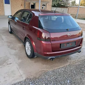 Opel Signum 2005