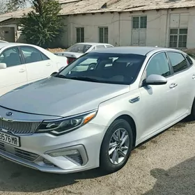 Kia Optima 2020