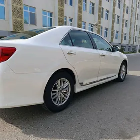 Toyota Camry 2013