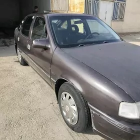 Opel Vectra 1989