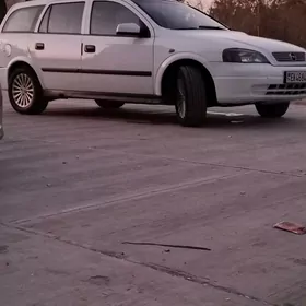 Opel Astra 2000