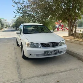 Nissan Sunny 2008