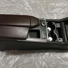 Подлокотник ML 350