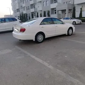 Toyota Camry 2004