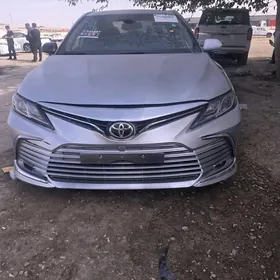 Toyota Camry 2023