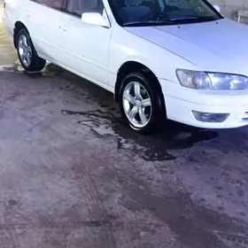 Toyota Camry 2000