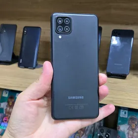 Samsung A12