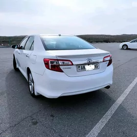 Toyota Camry 2012