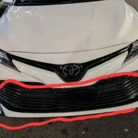 18 CAMRY resetka